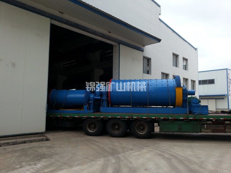 鋁礦球磨機(jī)價(jià)格怎么樣?一臺(tái)多少錢?(圖2) 鋁礦球磨機(jī)價(jià)格怎么樣?一臺(tái)多少錢?(圖2)